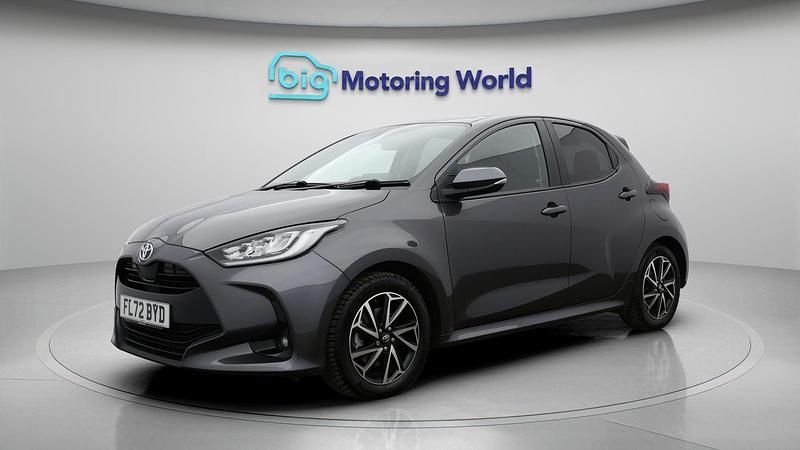 Used Toyota Yaris Hybrid Design 114 HP (83 kW) 2022