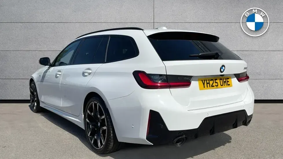 Usado BMW 320 M Sport 181 HP (133 kW) 2025 Branco Carrinha