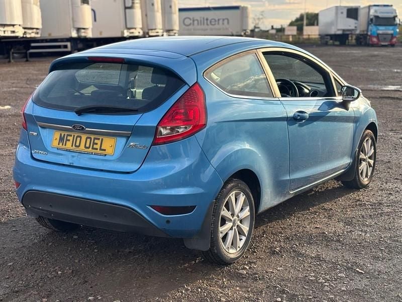 Used Ford Fiesta Zetec 2010 Blue Hatchback