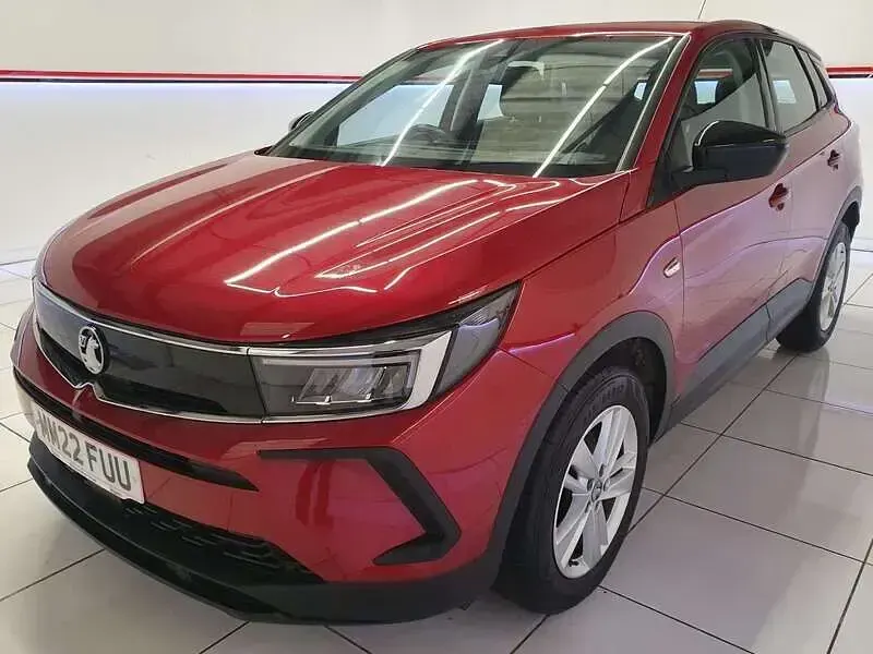 Used Vauxhall Grandland X Design Edition 128 HP (94 kW) 2022 Red SUV