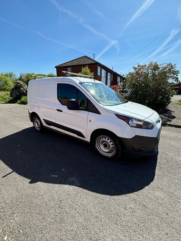 White Used 2018 Ford Transit Van | £4,295 (Fair price) - Image 1/4