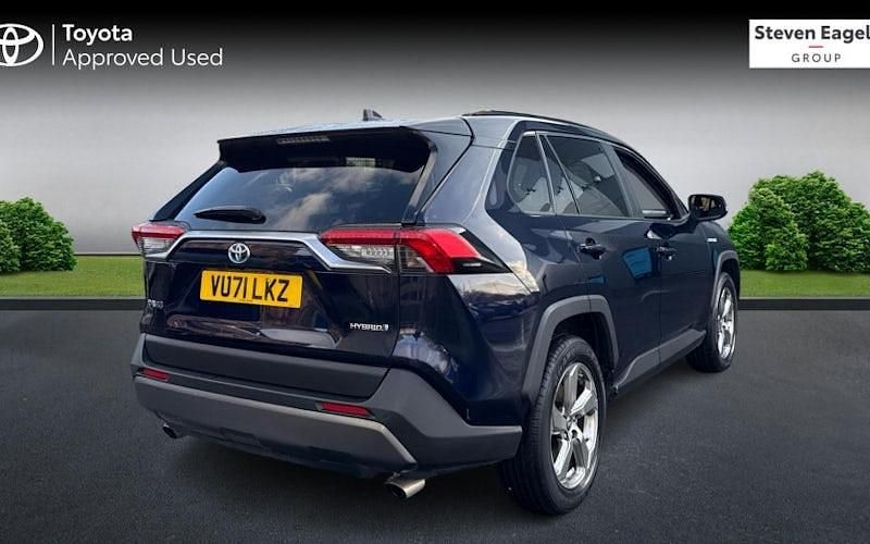 Used Toyota RAV4 Design 218 HP (160 kW) 2025 Estate