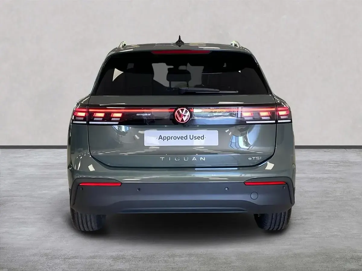 New VW Tiguan Match 130 HP (95 kW) 2026 Green SUV