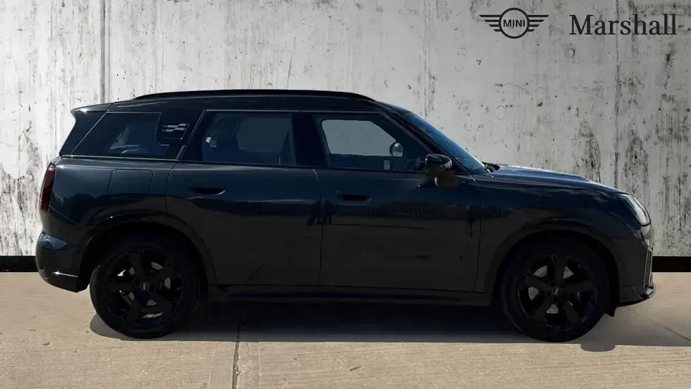 Used Mini Countryman Sport 170 HP (125 kW) 2025 Legend grey SUV