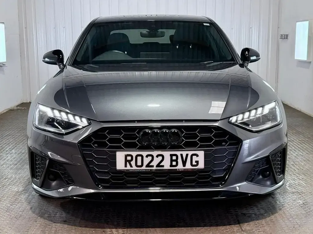 Used Audi A4 Black Edition 150 HP (110 kW) 2022 Grey Sedan