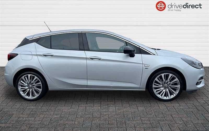 Used Vauxhall Astra Edition 145 HP (106 kW) 2021 Silver Hatchback