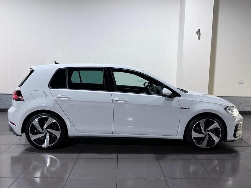 Used VW Golf VII GTI 230 HP (169 kW) 2018 White Hatchback