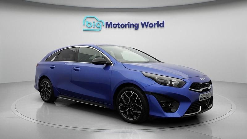 Blue Used 2022 Kia ProCeed GT-Line Estate | £14,500 (Good price) - Image 1/4
