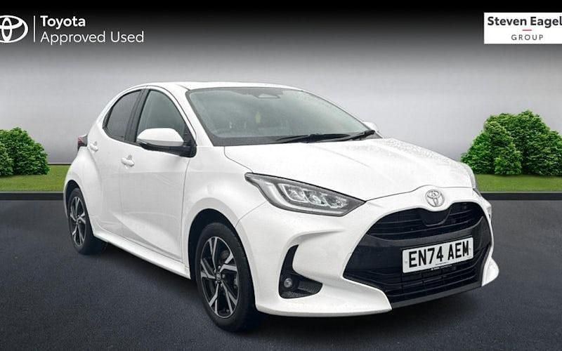 Used Toyota Yaris Hybrid Design 116 HP (85 kW) 2025 Hatchback