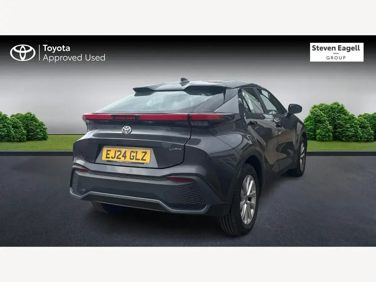 Used Toyota C-HR 140 HP (102 kW) 2024 Grey SUV