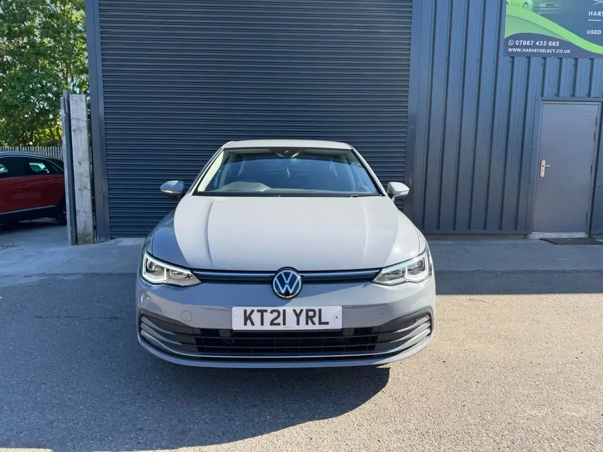 Używany VW Golf VII Style 130 KM (95 kW) 2021 Szary Hatchback