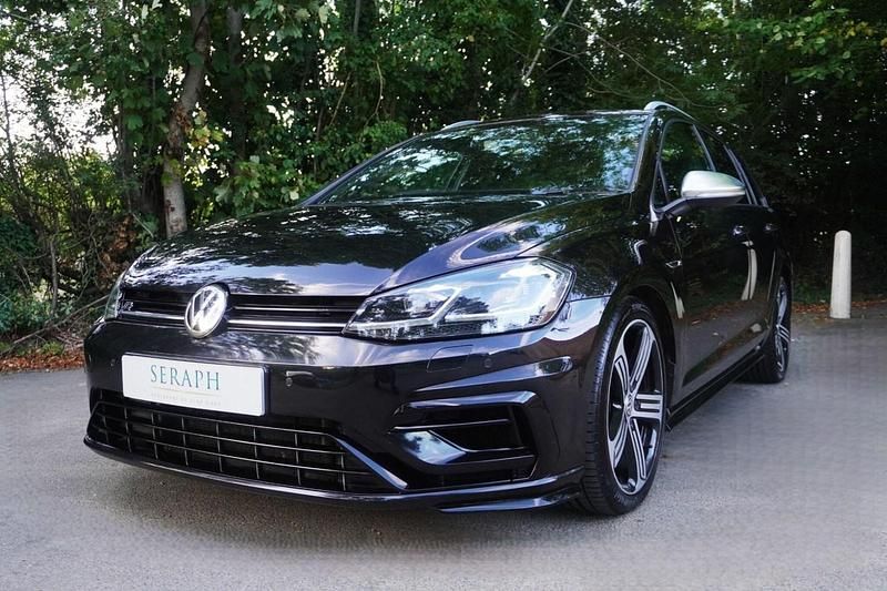 Used VW Golf VII R 310 HP (228 kW) 2017 Black Estate