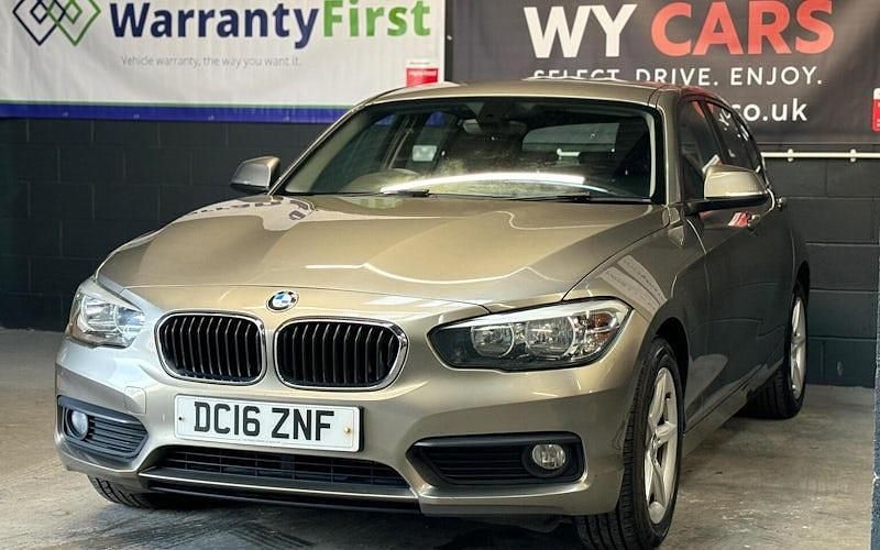Used BMW 116 Comfort Edition 116 HP (85 kW) 2015 Hatchback