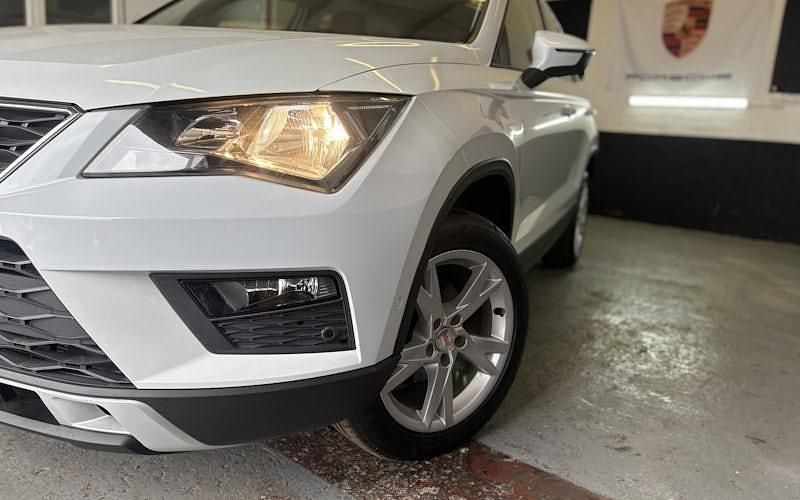 Używany Seat Ateca Ecomotive 116 KM (85 kW) 2020 Biały SUV