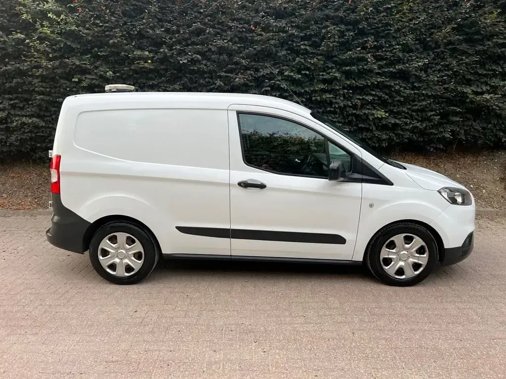 Used Ford Transit Trend 75 HP (55 kW) 2018 White Van
