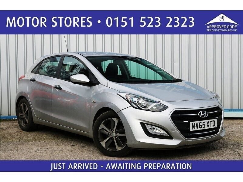 Silver Used 2015 Hyundai i30 Hatchback | £5,495 (A bit pricey) - Image 1/1