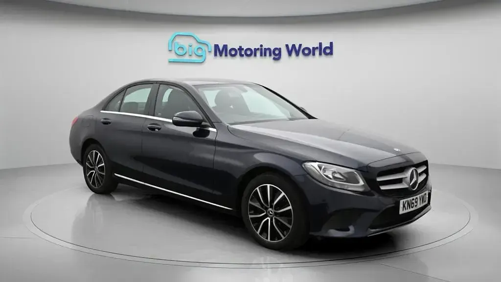 Used Mercedes C220 SE 194 HP (142 kW) 2019 Sedan