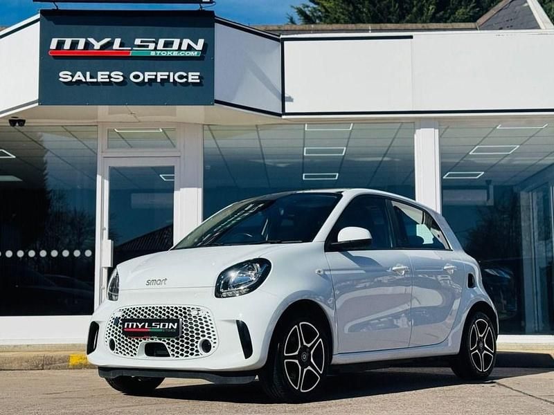 Used Smart ForFour Electric Drive Premium 60 kW (82 HP) 2021 White Hatchback