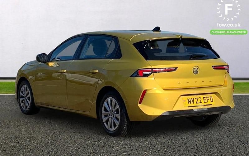 Used Vauxhall Astra Design Edition 110 HP (80 kW) 2025 Hatchback