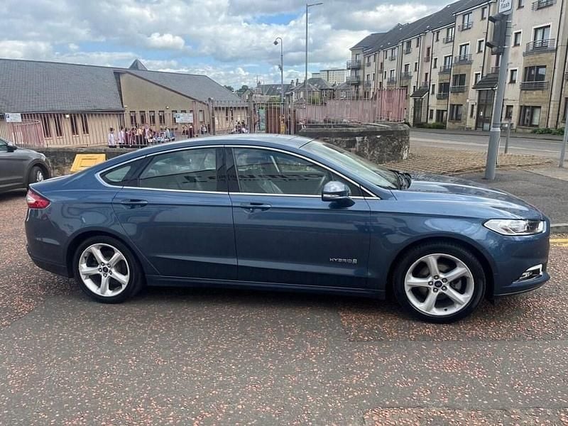 Used Ford Mondeo Titanium 187 HP (137 kW) 2019 Blue Sedan