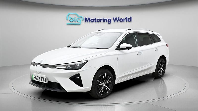 Used MG MG5 EV Trophy 113 kW (154 HP) 2024 White Estate
