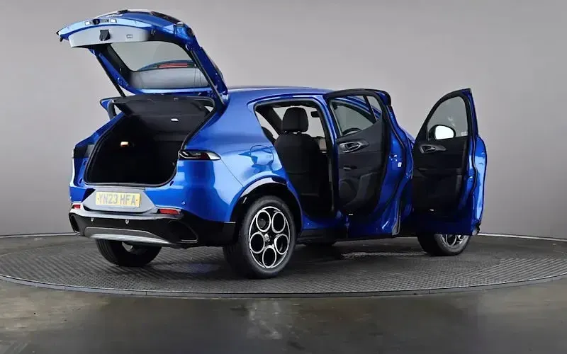 Used Alfa Romeo Tonale Ti 160 HP (117 kW) 2023 Blue SUV