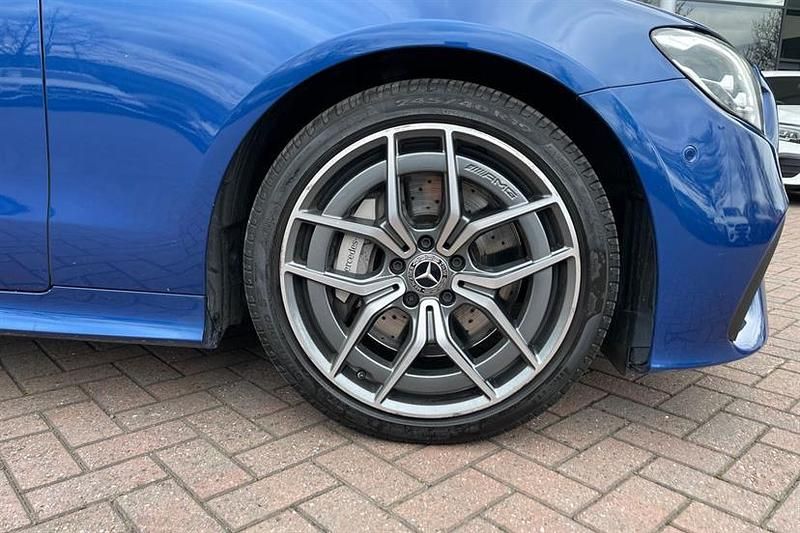 Used Mercedes E300 AMG Line Premium 258 HP (189 kW) 2022 Blue Coupe