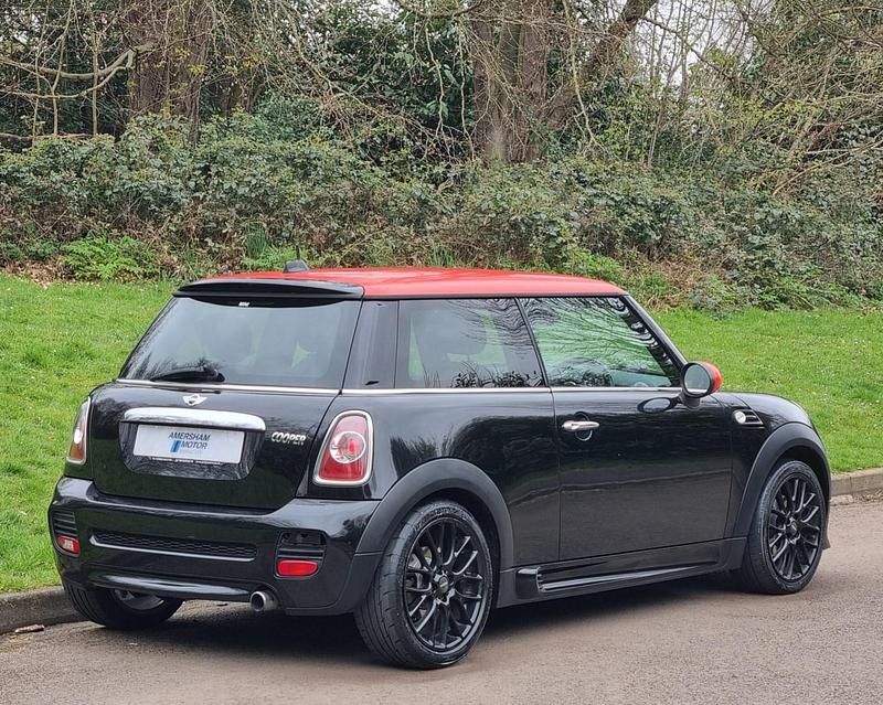 Używany Mini John Cooper Works Hatch 211 KM (155 kW) 2011 Czarny Hatchback