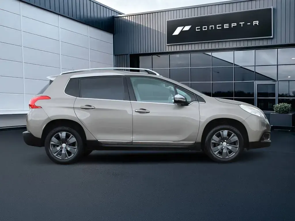 Used Peugeot 2008 Allure 80 HP (58 kW) 2015 Grey SUV