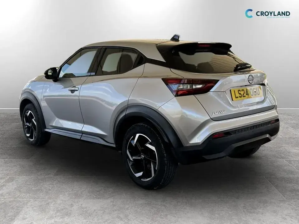 Used Nissan Juke N-Connecta 114 HP (83 kW) 2024 Silver SUV