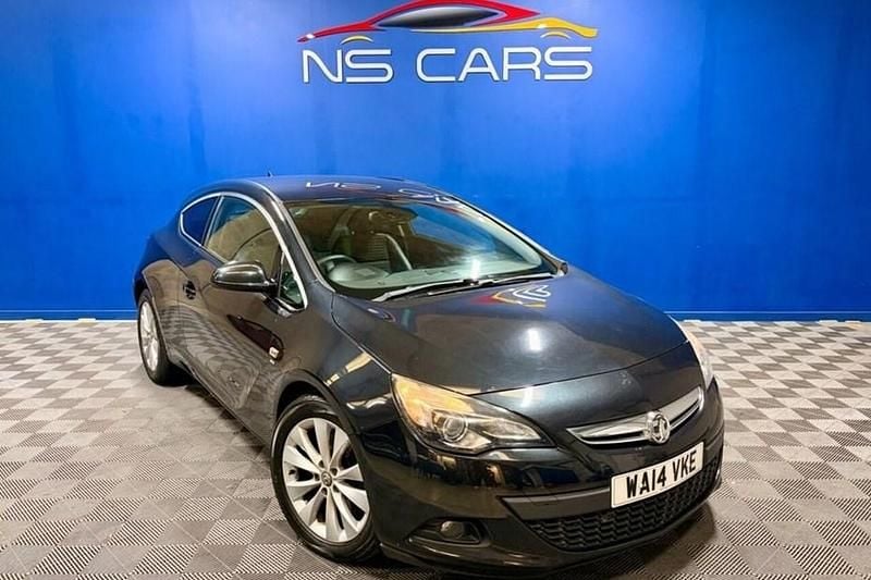 Black Used 2014 Vauxhall Astra GTC SRi Coupe | £2,495 (Super price) - Image 1/1