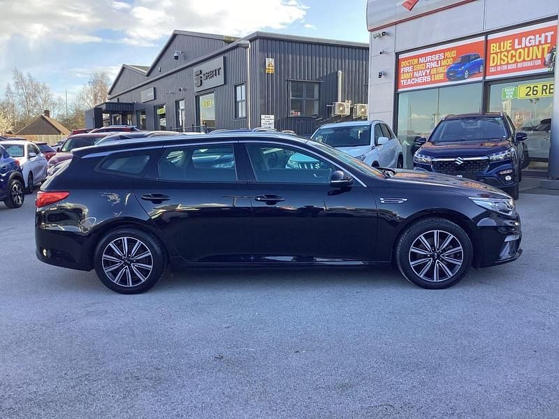 Used Kia Optima 136 HP (100 kW) 2018 Black Estate