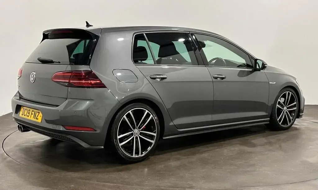 Used VW Golf VII GTD 184 HP (135 kW) 2019 Grey Hatchback