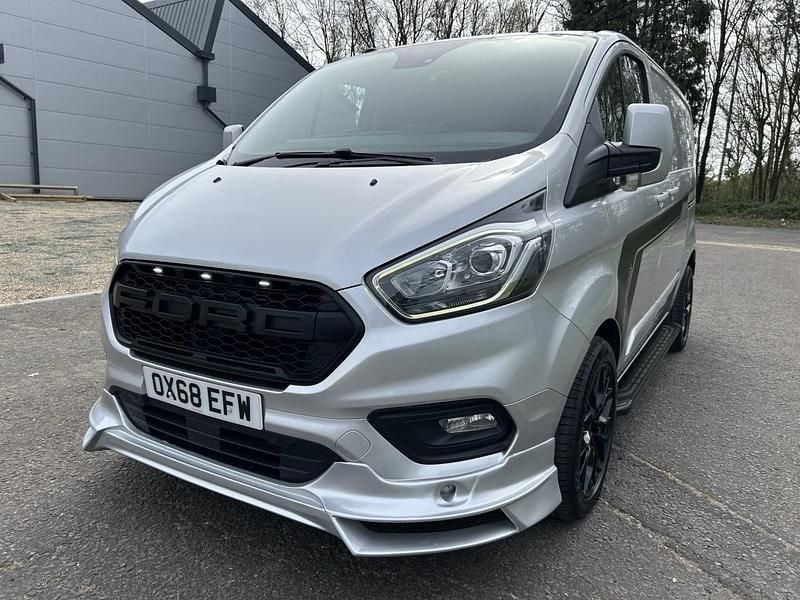 Used Ford Transit Custom Limited 130 HP (95 kW) 2019 Silver Van