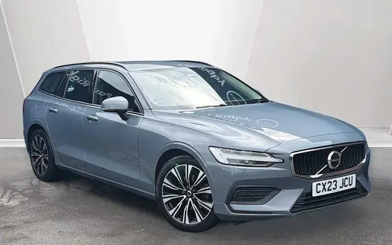 Second-hand Volvo V60 Core 163 CP (119 kW) 2022 Break