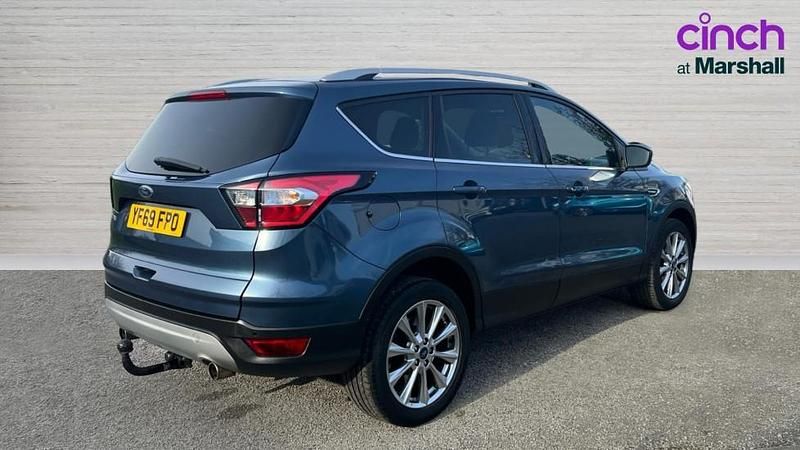 Used Ford Kuga Titanium 150 HP (110 kW) 2019 Blue SUV