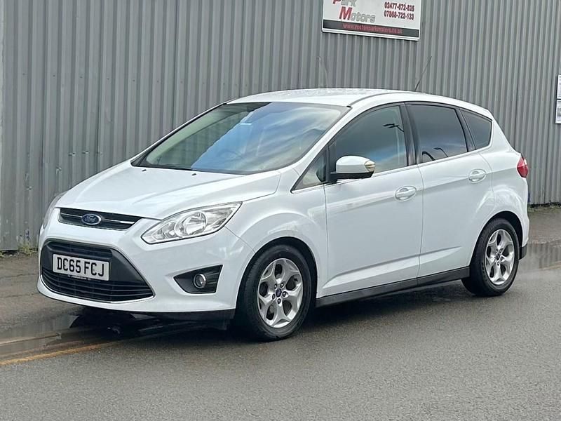Used Ford C-MAX Zetec 115 HP (84 kW) 2015 White MPV
