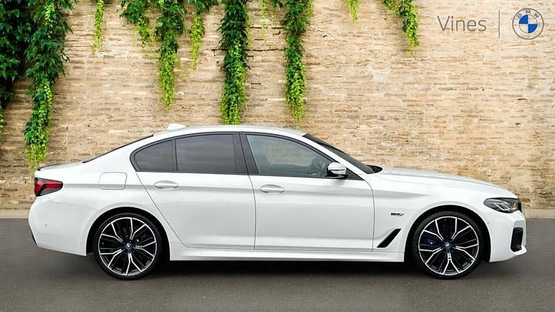 Used BMW 545e M Sport 389 HP (286 kW) 2022 White