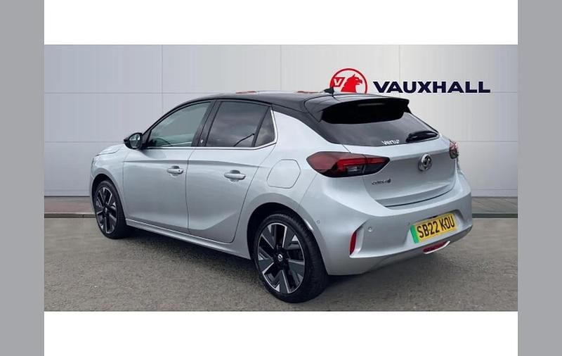 Second-hand Vauxhall Corsa-e Elite 100 kW (136 CP) 2022 Gri Hatchback