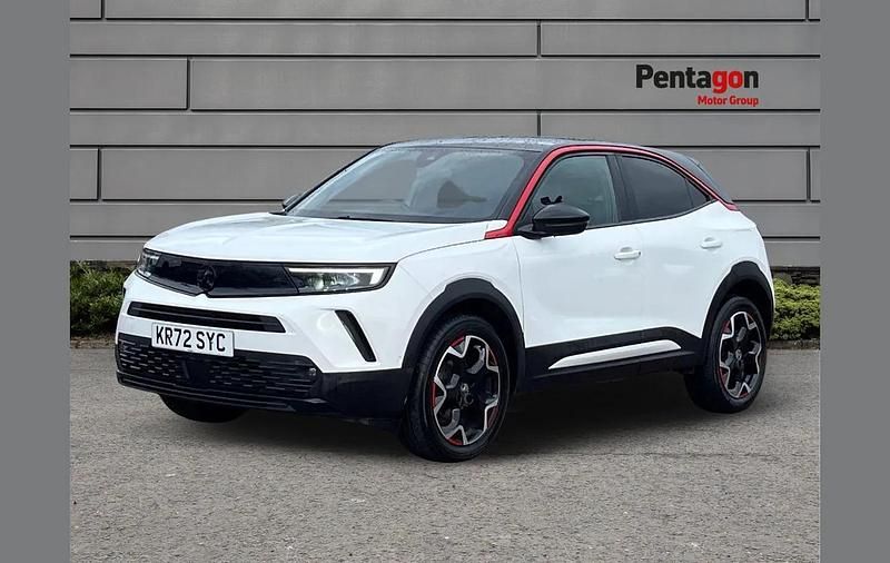 Used Vauxhall Mokka GS Line 130 HP (95 kW) 2022 White SUV