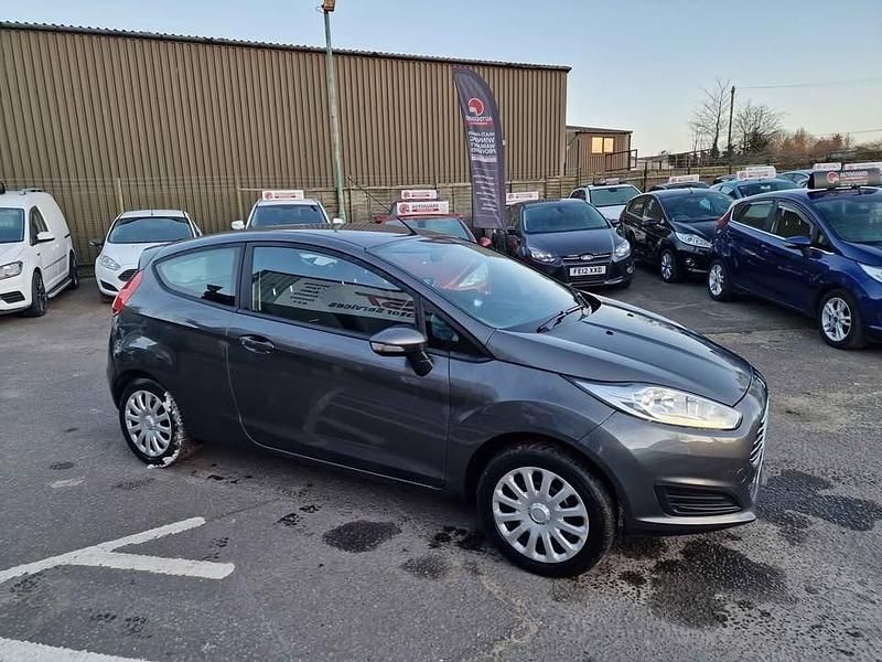 Usado Ford Fiesta Style 2016 Cinzento Citadino