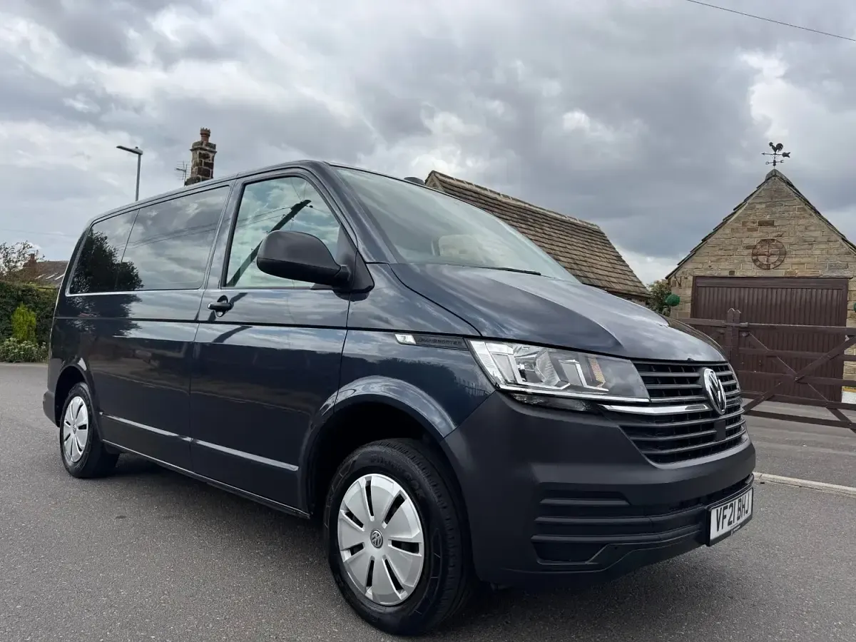 Used VW T6.1 Startline 2021 Blue Van