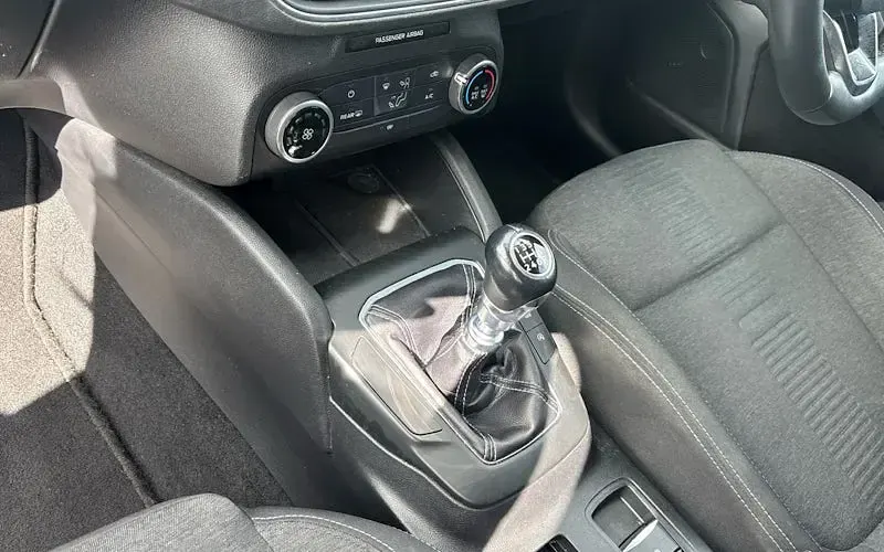 Used Ford Focus Active 125 HP (91 kW) 2019 White Hatchback