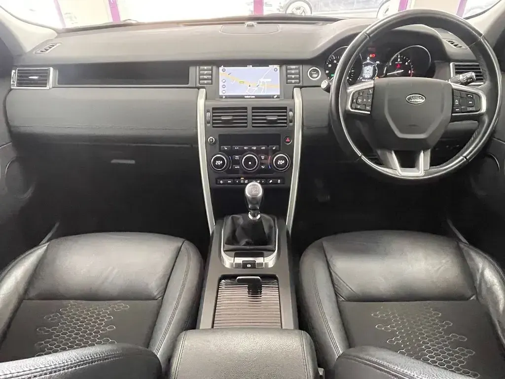 Used Land Rover Discovery Sport SE 147 HP (108 kW) 2019 Grey SUV