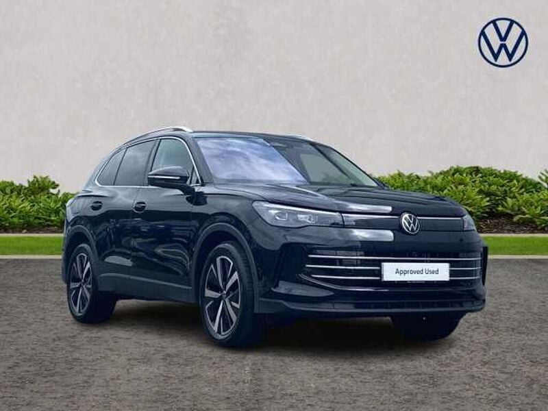 Used 2025 VW Tiguan Elegance SUV | £33,270 (A bit pricey) - Image 1/4
