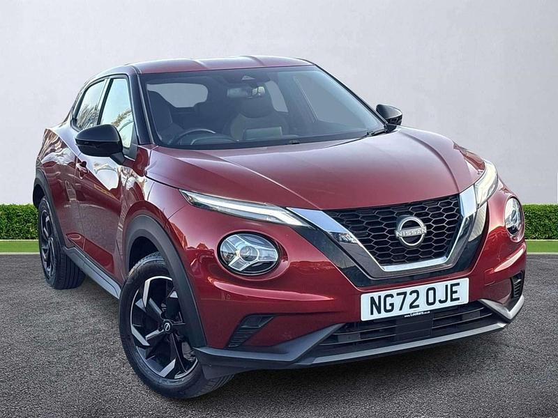 Used Nissan Juke N-Connecta 114 HP (83 kW) 2023 Red SUV