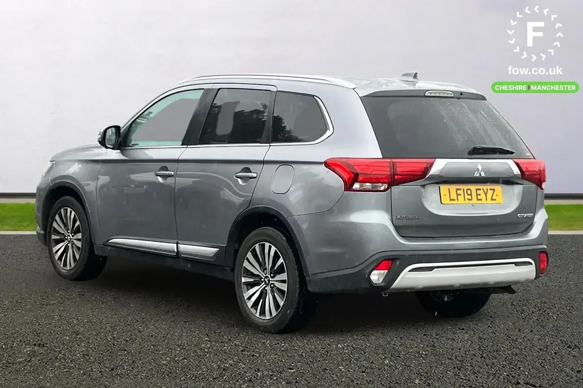 Used Mitsubishi Outlander 150 HP (110 kW) 2019 Grey SUV