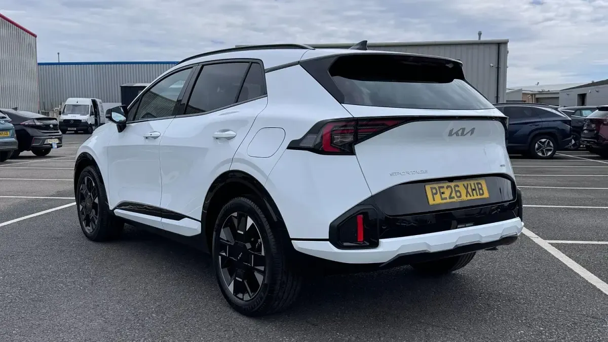 Used Kia Sportage GT-Line 134 HP (98 kW) 2026 White SUV