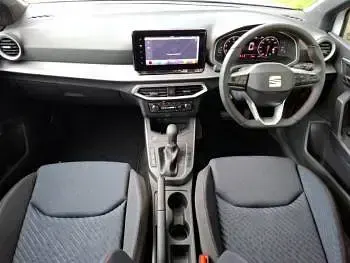 New Seat Arona FR 115 HP (84 kW) 2026 Metallic  desire red with black roof SUV