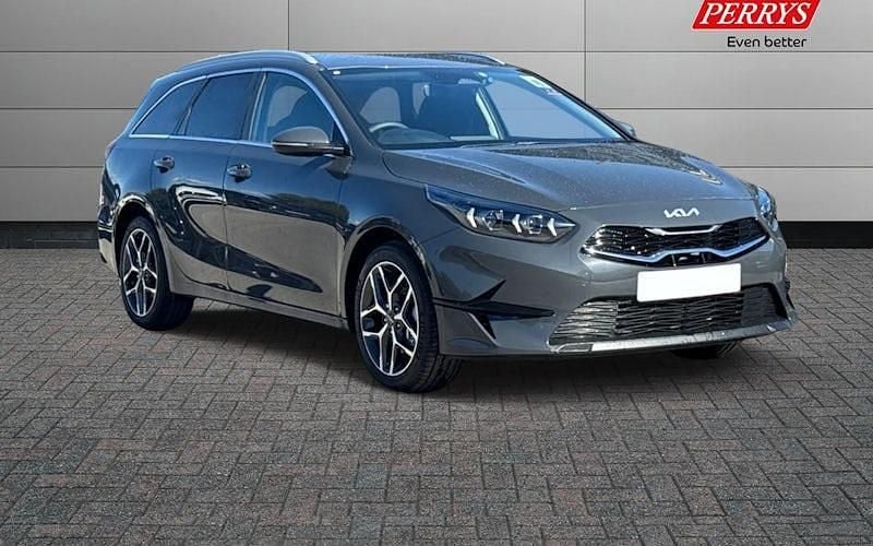 New 2025 Kia Ceed Sportswagon 3 Estate | £22,445 (Fair price) - Image 1/4